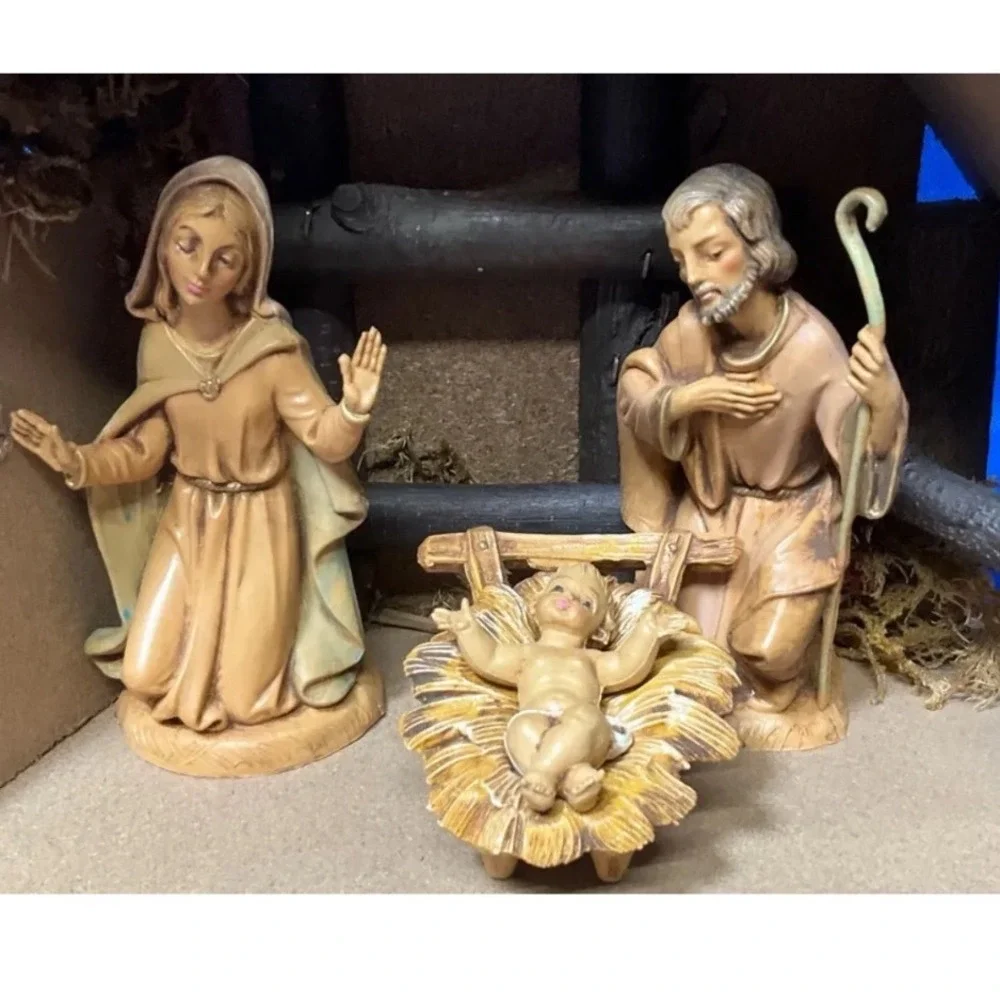 Fontanini Depose Italy Nativity Set Holy Family‎ Wood Stable Manger 1983 Vintage